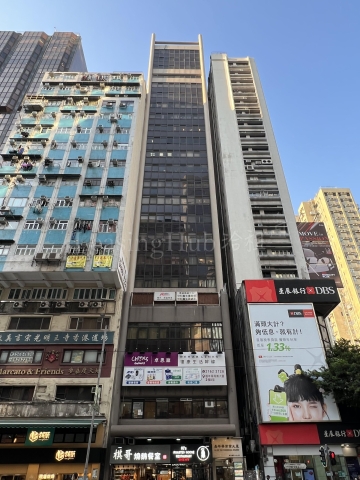 銅鑼灣嘉年華商廈 處核心區合半零售