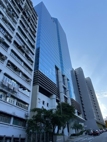 黃竹坑甲廈呎價低見2600元 重返30年前水平「獅球嘜」家族9200萬承接