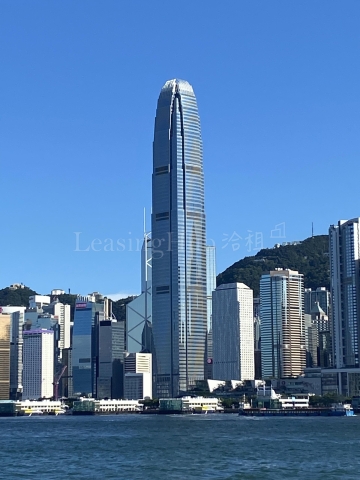 香港整體甲級商廈租值連挫3年 跌穿2013年水平  